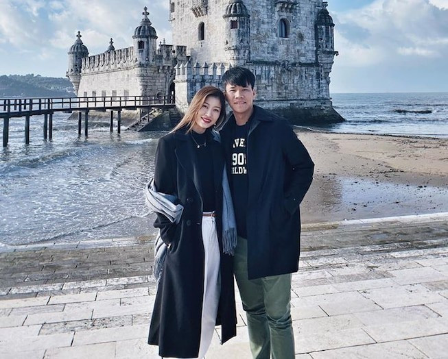 Trên trang cá nhân của mình, Vóc Đỗ được phủ kín bằng những bức ảnh du lịch trời Tây như "cơm bữa".