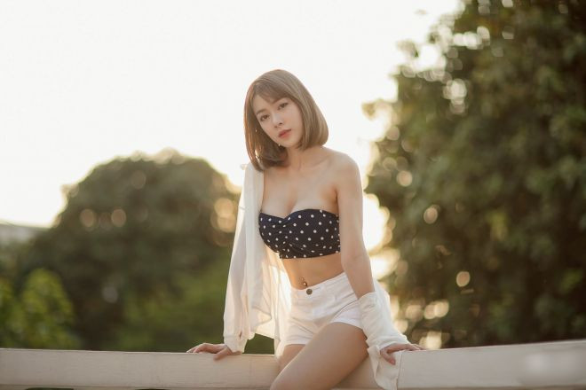 Những hình ảnh khỏe khoắn, gợi cảm và xinh đẹp của Chatkamon Sukkasem vẫn liên tục gây bão mạng xã hội.