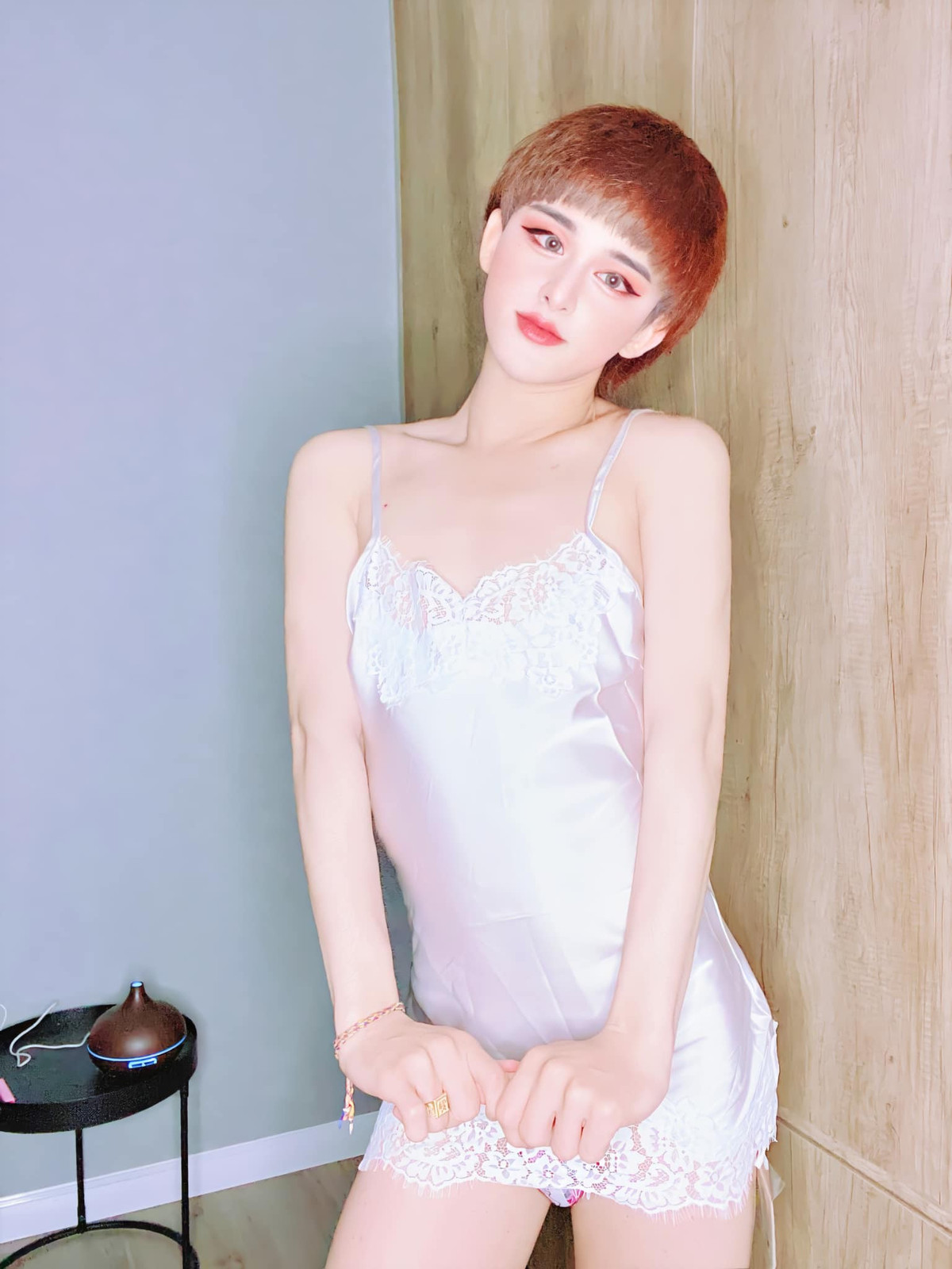 Được biết, hiện tại Đức Bo đã chuyển vào Sài Gòn sinh sống, làm việc, thi thoảng anh bạn mới trở về Đà Nẵng.