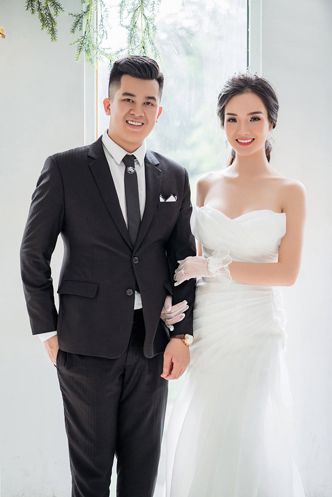 Hai người sau đó cùng nhau đi chùa Hà cầu duyên, mỗi người đều cầu cho duyên của mình với người khác. Nào ngờ, họ lại được se duyên cho nhau.