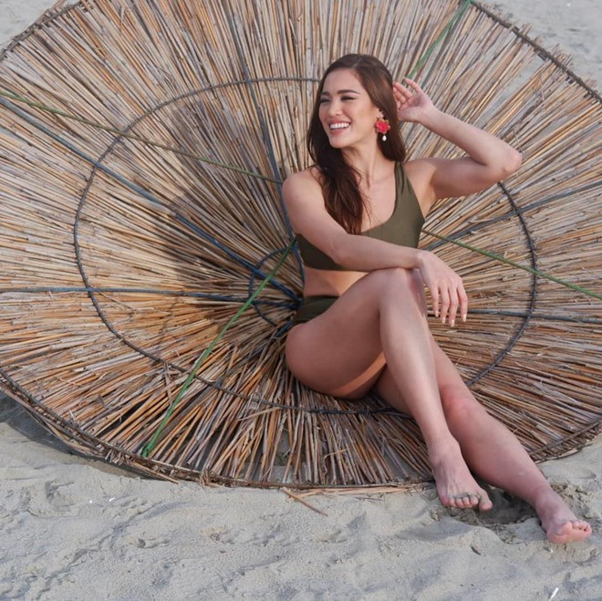 "Nữ hoàng bóng chuyền" có chiều cao 1,77 m và hình thể săn chắc, khỏe khoắn. Tuy nhiên, người đẹp lại không hề tự tin với vóc dáng này bởi mình không có cơ thể mảnh mai hay gương mặt xinh đẹp như những ứng viên khác.