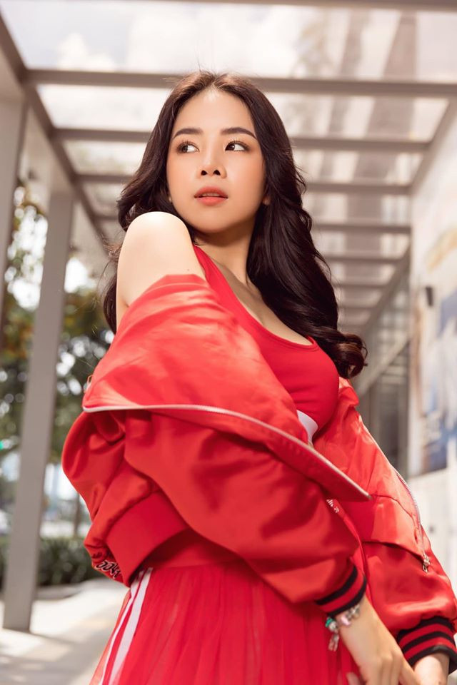 DJ Mie hiện đang là cái tên được quan tâm khi hỗ trợ cho các thí sinh tại Rap Việt.