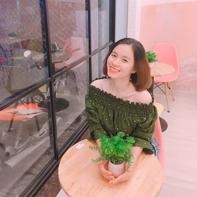 Tháng 7/2019, cặp đôi về chung một nhà và 1 năm sau đó, cô công chúa nhỏ đầu lòng của cả hai đã ra đời.