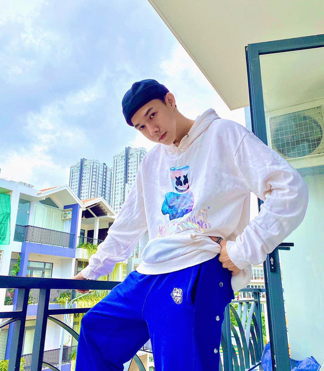 Ngoại hình hiện tại của Hoàng không khác gì trai đẹp xứ Hàn.