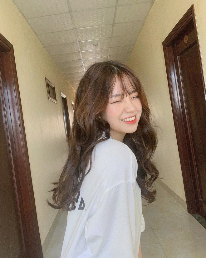 Dù rẽ ngang bất ngờ nhưng Thủy cảm thấy yêu công việc hiện tại bởi nó không chỉ không gò bó mà còn rất thoải mái và giúp cô bạn có được nguồn thu nhập khá khẩm.