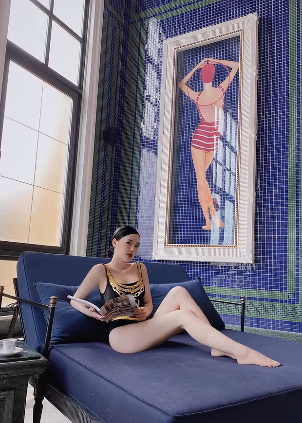 Dù là "gái một con" nhưng Vân Tiny vẫn cực kỳ quyến rũ, đặc biệt lúc cô nàng diện bikini thì đối phương chỉ có mê mẩn mà thôi.