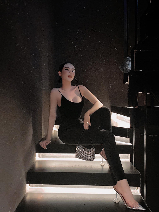 Hiện tại, bà xã Fabo Nguyễn đang là hot mom đình đám với 230 ngàn lượt theo dõi trên Facebook cá nhân.