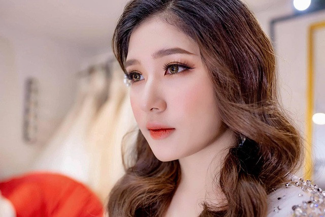 Nữ sinh từng chia sẻ rằng, cô cảm thấy vui vì được mọi người quan tâm qua những bức ảnh của mình đăng tải lên MXH.