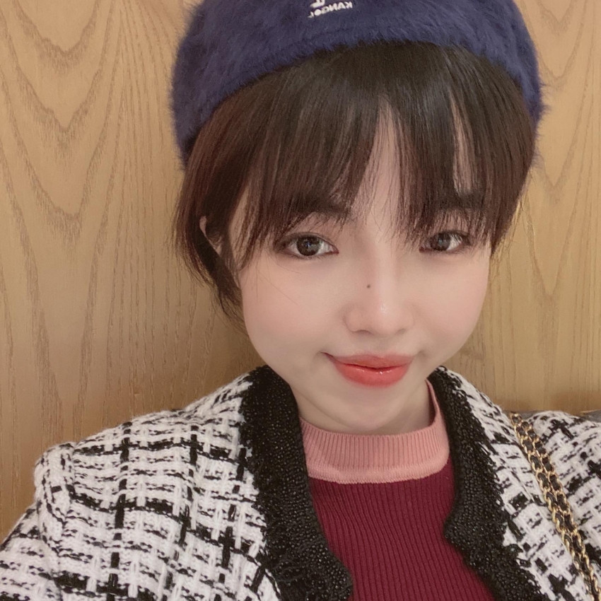 Lily vẫn luôn ở bên cạnh chăm sóc, ủng hộ SofM trên con đường mà cậu đã chọn.