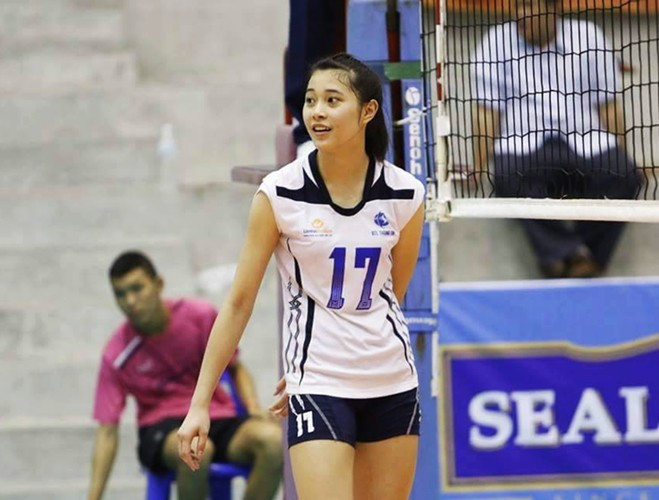 Ngay từ thời điểm còn 15 tuổi cách đây 3 năm, Thu Huyền đã làm "dậy sóng" cộng đồng mạng vì khuôn mặt đáng yêu và chiều cao lên tới 1m76.