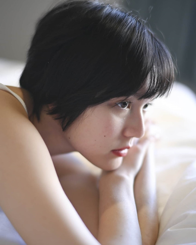 Hải Tú từng gây sốt với bộ ảnh khoe vẻ ngoài đẹp thanh thoát, mong manh. Được biết, đây đều là những tiêu chí phù hợp với yêu cầu mà công ty Sơn Tùng M-TP từng đưa ra.