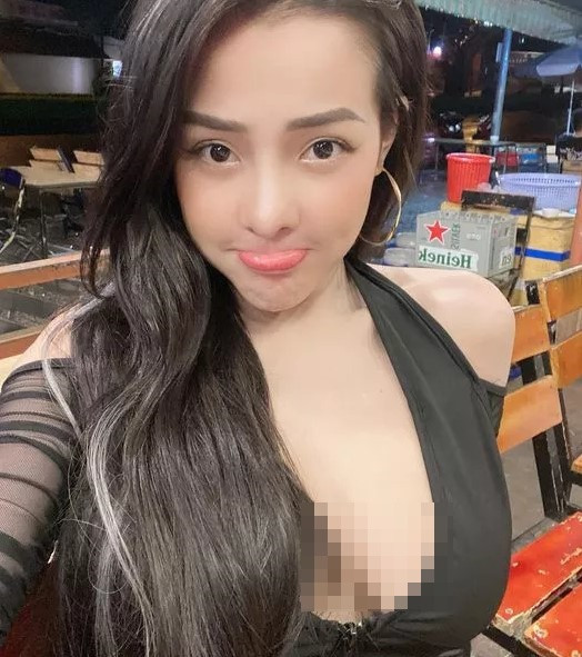 Trước đó, bạn gái Lương Bằng Quang từng trải qua nhiều lần can thiệp "dao kéo" như gọt cằm, nhấn mí đến nâng mông,…nhằm cải thiện nhan sắc.