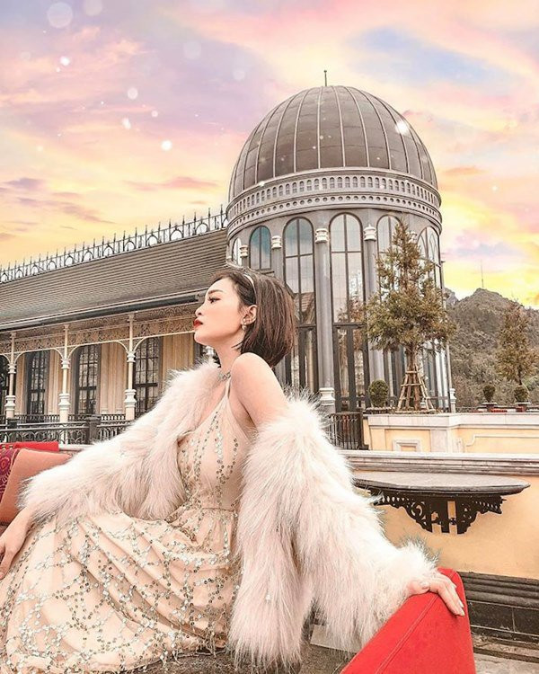 Độ dễ thương của 2 mẹ con đã chiếm cảm tình của hội mẹ bỉm sữa, khiến trang cá nhân của cô sôi động chẳng kém cạnh các hot mom khác.