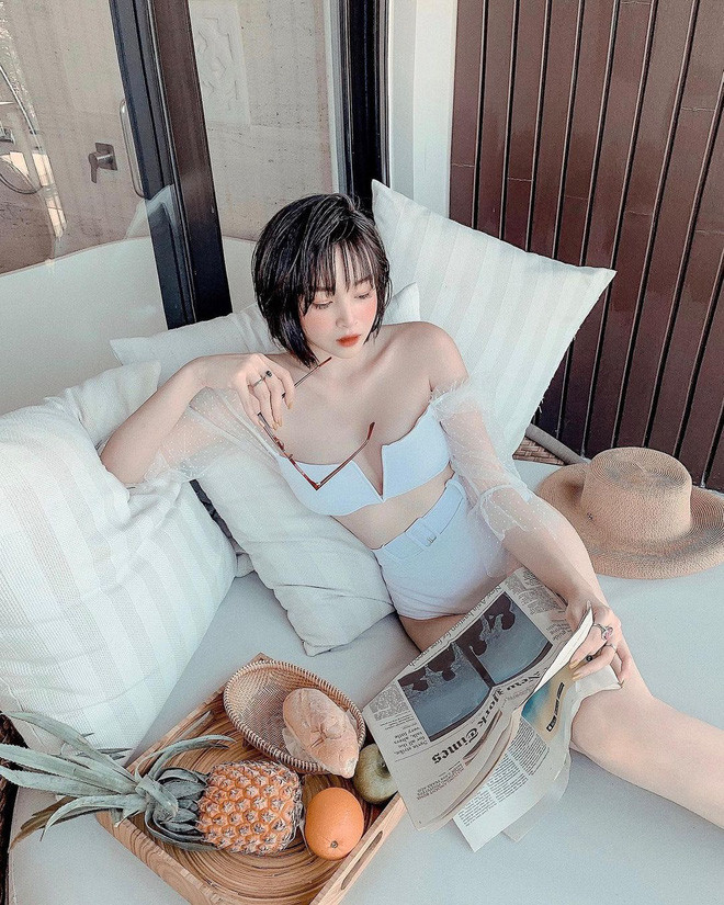 Vóc dáng quyến rũ, 3 vòng cân đối thu hút mọi ánh nhìn của Ngọc Mon.