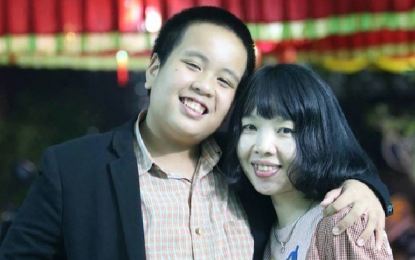 Ngoài ra, cậu bé thần đồng Việt Nam này còn viết tự truyện và là Tổng biên tập một tờ báo dành cho tuổi teen, 14 tuổi nhận được thư chúc mừng của Tổng thống Obama,...