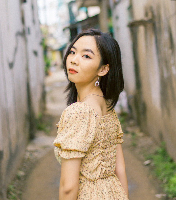 Cô bạn tâm sự mình không phải người thích học nên chỉ học đến 11h là đi ngủ, cũng không dậy sớm học hay ôn bài ngoài giờ quá nhiều.