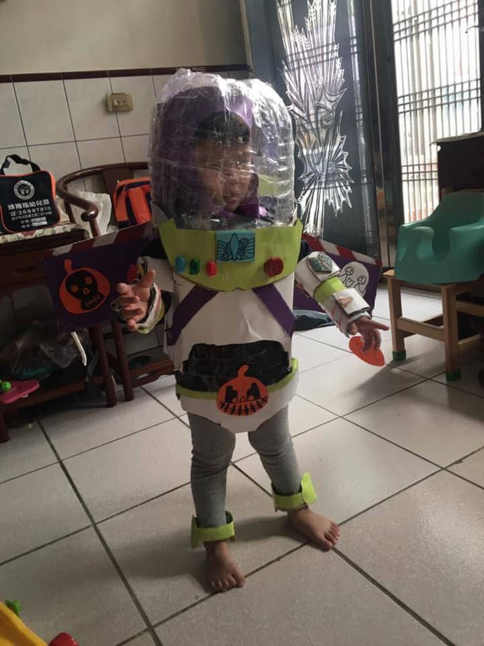 Những hình ảnh trên khi được đăng tải trên mạng xã hội đã nhận được sự quan tâm và chia sẻ nhanh chóng từ cư dân mạng.