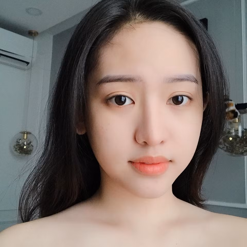 Để có được nhan sắc như hiện tại, Thúy Vi đã phải bỏ ra tiền tỉ và nhận về rất nhiều đau đớn.