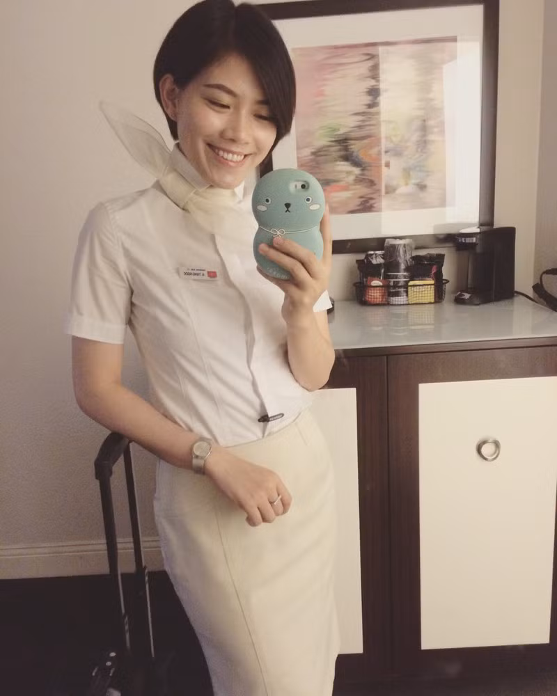 Nàng hot girl Việt không ngại tiết lộ mức lương của bản thân hiện ở mức 40 đến 50 triệu đồng/tháng.