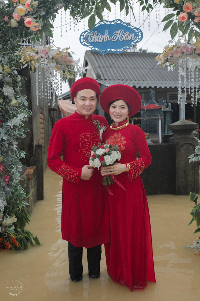 Cặp đôi đã lên kế hoạch cho một đám cưới sau quãng thời gian hẹn hò. Tuy nhiên, dịch COVID-19 bùng phát nên đám cưới tạm hoãn.