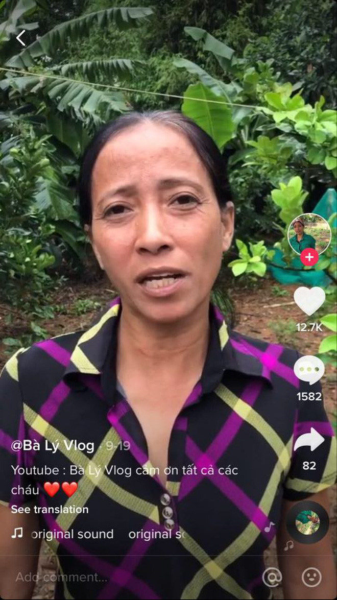 Mới đây, trên trang Tik Tok và YouTube cá nhân, bà Lý Vlog đã đăng tải đoạn video tuyên bố sẽ dừng ra mắt video vì hết kinh phí.