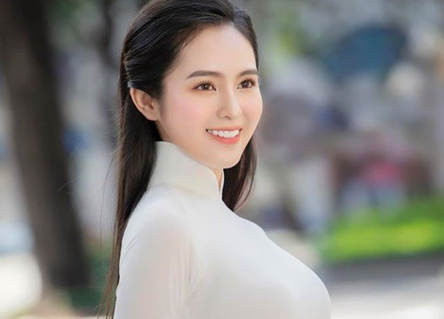 Hoa khôi Trịnh Thị Ái Phi cũng là nhân vật gây chú ý khi cô nàng mang một cái tên đẹp lạ cùng nhan sắc khả ái cuốn hút. Nữ sinh từng chia sẻ, tên của cô không mang quá nhiều ý nghĩa xa vời, đơn giản chỉ là gia đình mong muốn Ái Phi lớn lên bằng tất cả sự bao bọc và yêu thương đong đầy mà thôi.