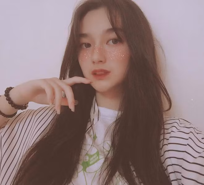 Xinh đẹp, diễn xuất duyên dángThiên Trang chính là hot girl Tik Tok thế hệ mới.