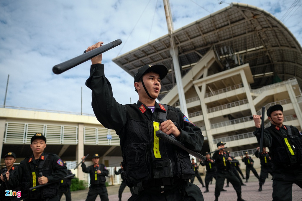 Nội dung diễn tập bao gồm: Duyệt đội ngũ, các nội dung võ (quyền tonfa, võ tổng hợp 44 động tác), các tình huống võ đối kháng, leo dây tiếp cận mục tiêu giải cứu con tin...