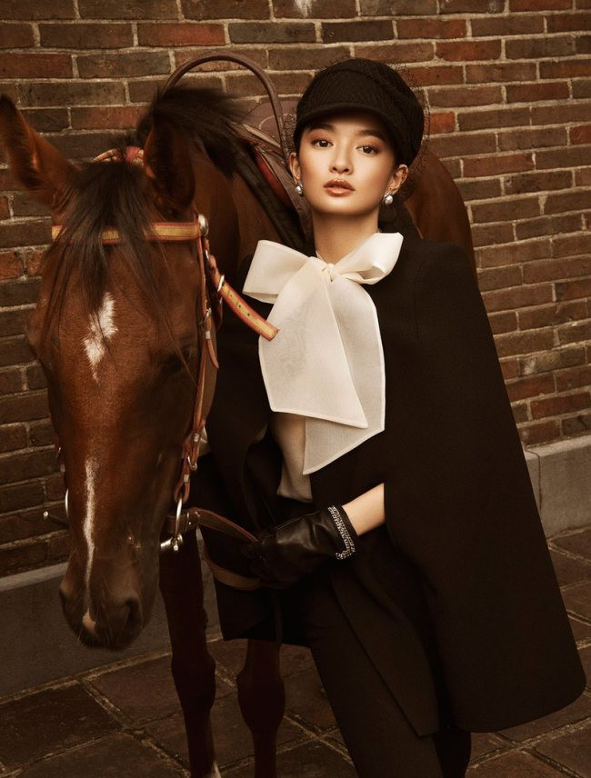 Nữ diễn viên trẻ tiết lộ, chuyện giảm cân của cô không quá khó khăn và áp lực. Cô thực hiện đúng 2 nguyên tắc trong quá trình giảm cân để tốt cho sức khoẻ: không tập quá sức và không nhịn ăn quá nhiều.