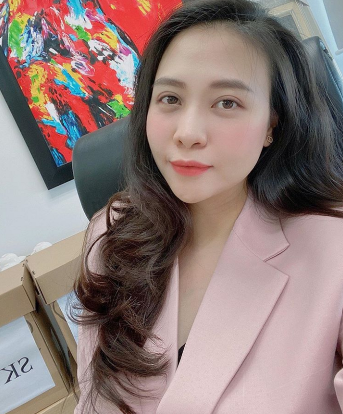 Vào ngày 9/8 vợ chồng Đàm Thu Trang và Cường Đô La đã chào đón cô con gái đầu lòng có tên thân mật là Suchin. Cặp đôi thường xuyên đăng tải hình ảnh gia đình lên mạng xã hội khiến dân tình không khỏi ngưỡng mộ.