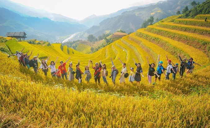 Dia diem du lich Tay Bac khien gioi tre song ao toi 