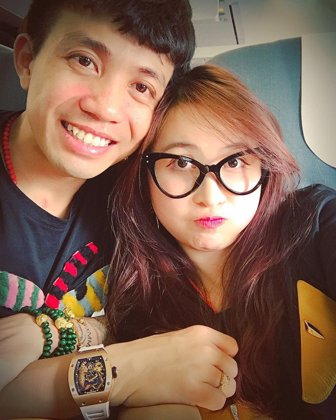 Đôi má phúng phính cũng làm cho nhiều người đặt nghi vấn rằng Mina đã tiêm má baby để có được vẻ đẹp hiện tại.