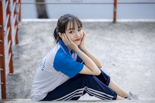 Để có kết quả tốt tại ĐH Bách khoa Hà Nội, cô gái xứ Nghệ học cách phân chia thời gian hợp lý. Những ngày làm đồ án, Phụng thức đến 4-5h, liên tục trong một tuần, để kịp hoàn thiện.