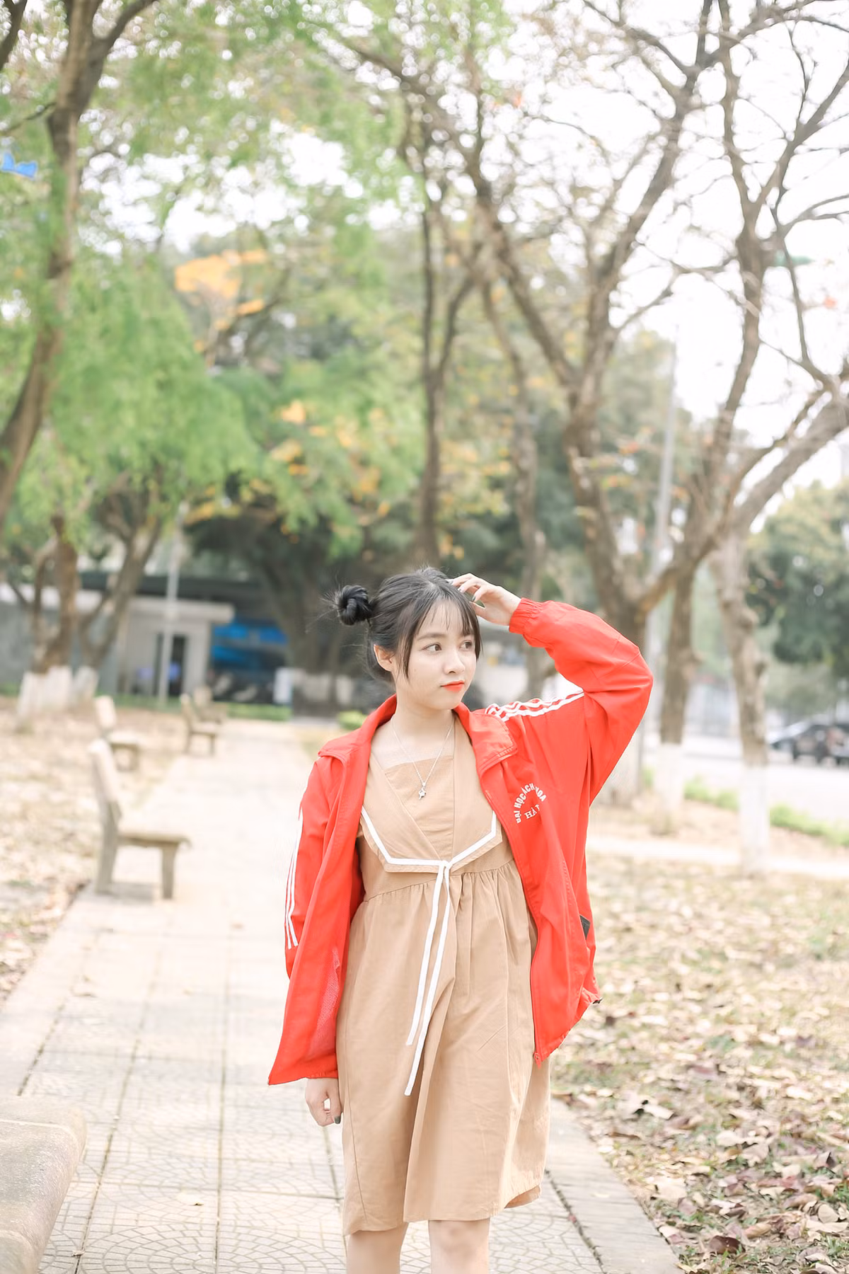 Sau 3 năm học, từ một cô nàng "bánh bèo", Kim Phụng ngày càng vững vàng, mạnh mẽ, biết chấp nhận thất bại và không từ bỏ dễ dàng.