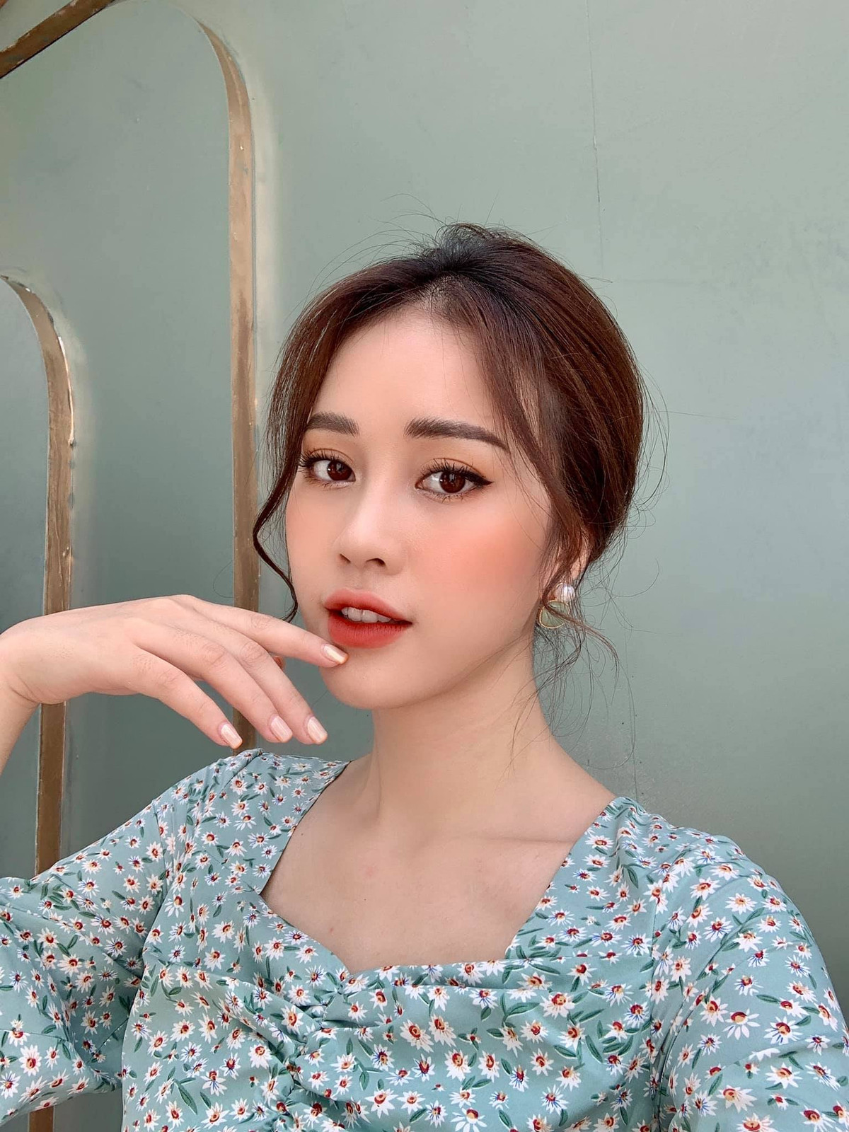 Ngoài vai trò MC VTV, Mai Phương còn làm người mẫu ảnh.