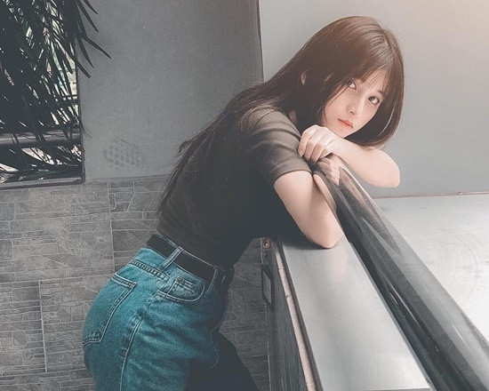 Hiện tại, hot girl Cà Mau vẫn là cô gái độc thân vui vẻ.