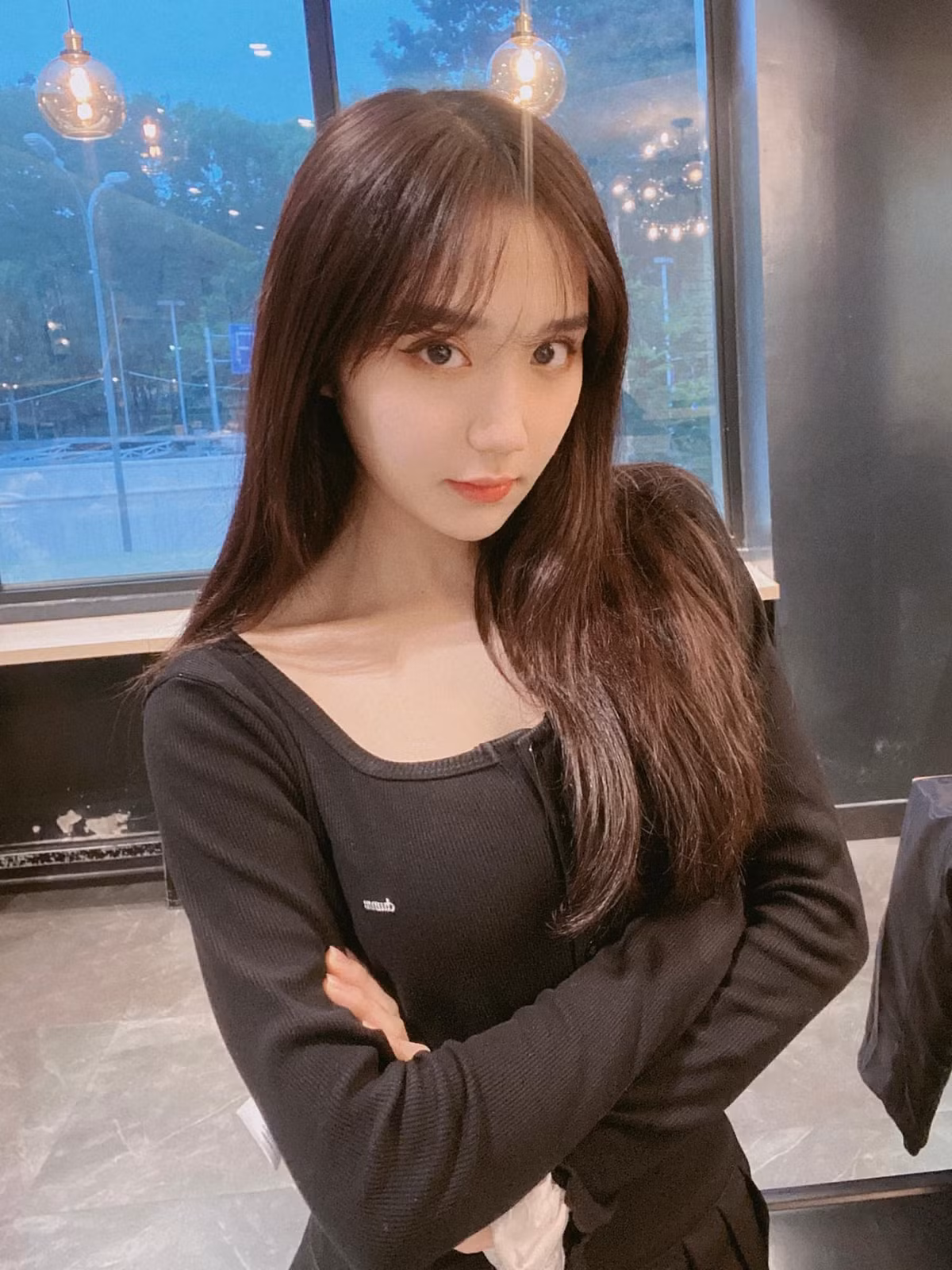 Hiện tại ngoài công việc stream, Mina còn giữ vai trò hát chính trong các sản phẩm âm nhạc của SBTC.