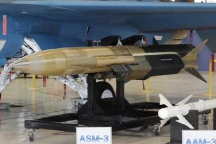 Sử dụng các tham số chiến đấu như Brahmos, XASM-3 sẽ chỉ dành cho bên phòng thủ 15 giây phản ứng.