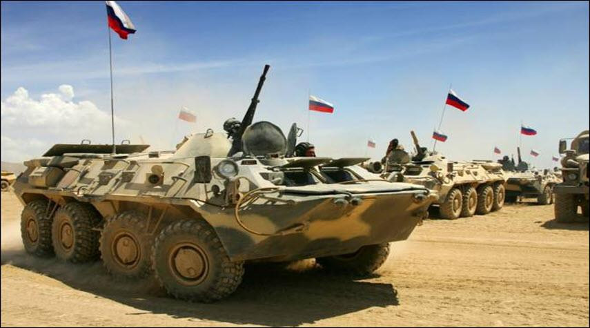 Về phần mình, Armenia cáo buộc Azerbaijan đang tích cực tấn công vào lãnh thổ của họ, đặc biệt khi 2 tên lửa đạn đạo lửa đã bị bắn hạ cách Yerevan chỉ vài km, theo báo cáo của Bộ Quốc phòng Armenia.