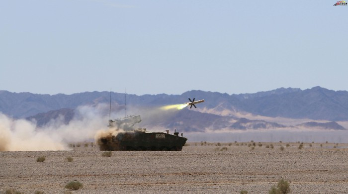 Trước đó, Nhà Trắng đã chuyển 3 hợp đồng bán vũ khí cho vùng lãnh thổ Đài Loan tới quốc hội để xem xét phê chuẩn, Reuters hôm 12-10 cho biết. Ba gói vũ khí gồm rocket phóng loạt cơ động cao, tên lửa chống hạm phóng trên không và cảm biến gắn ngoài cho tiêm kích F-16.