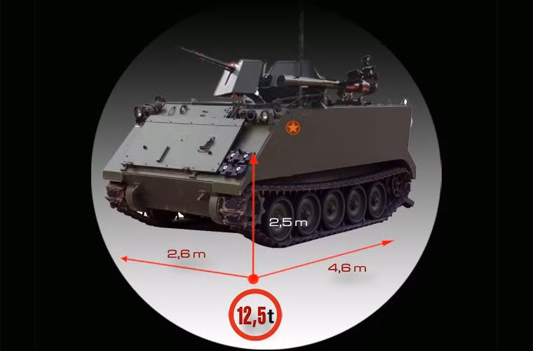 Với trọng lượng 12,5 tấn, chiều dài 4,6m, chiều rộng 2,6m, chiều cao 2,5m, những chiếc xe bọc thép trang bị động cơ Diesel 212 mã lực cho phép chúng có thể chạy với vận tốc gần 50km/h, và 5,8km/h khi bơi, tầm hoạt động 450km.
