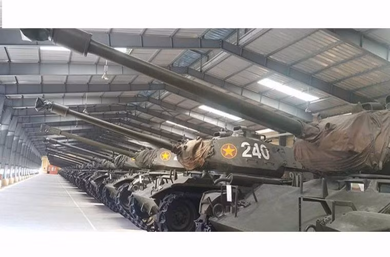 Trong Chiến tranh Việt Nam, M41 từng là xe tăng chủ lực của VNCH, được sử dụng nhiều trong các chiến dịch Lam Sơn 719, Tân Cảnh... trước khi Mỹ cung cấp xe tăng hạng trung M48 Patton.