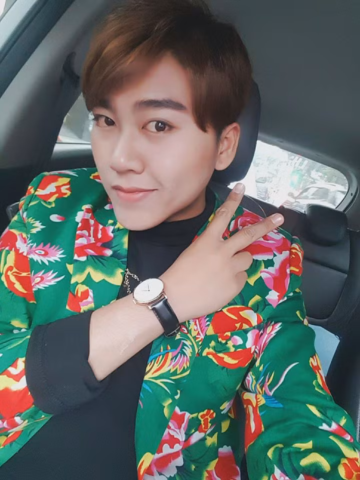 Sơn Paris còn là một anh chàng đa-zi-năng khi đều thể hiện tốt trong nhiều công việc, lĩnh vực mình muốn thử sức.