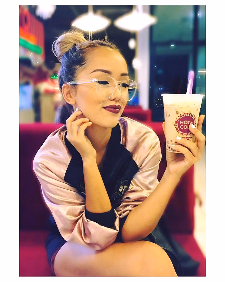 Ngoài ra, cô gái năng động này cũng rất yêu thích công việc make-up (trang điểm) để làm đẹp cho mọi người. Theo quan điểm của Ngọc Duy, make-up không phải là thay đổi gương mặt mà giúp mình trở thành một phiên bản hoàn hảo hơn, tự tin hơn của bản thân. Duy còn nhớ thời gian tham gia thi tuyển vào hãng hàng không Emirates (năm 2012), việc chú trọng ngoại hình và biết cách trang điểm là một phần giúp cô gây ấn tượng với nhà tuyển dụng và sau này là giúp ích rất nhiều cho công việc. Trước những lợi thế đó, trong tương lai gần có thể Ngọc Duy sẽ đi học thêm make-up chuyên nghiệp và trở thành một chuyên gia trang điểm.