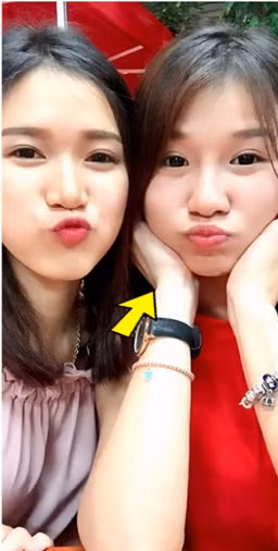 Theo tờ Moretify, Irene hiện làm việc tại một trụ sở cảnh sát ở Kuala Lumpur. Ảnh: Facebook.