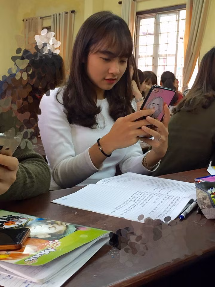 Công việc làm thêm hiện tại của nữ bảo vệ xinh đẹp được cho là không cần phải biết nhiều về "võ vẽ" như mọi người vẫn nghĩ và cũng thu hút rất nhiều các bạn sinh viên.