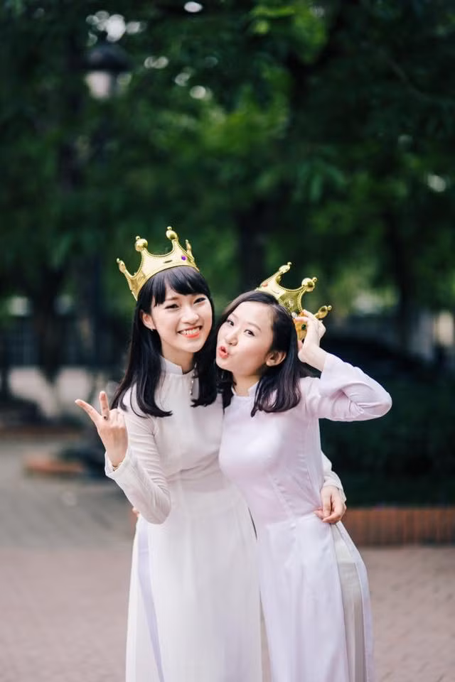 9X xứ Nghệ còn từng khiến nhiều bạn trẻ phải ngưỡng mộ khi nhận được suất học bổng trị toàn phần trị giá 170 triệu đồng của Đại học FPT.