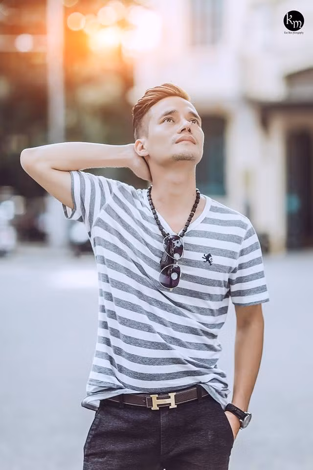 Tự tin tạo dáng với diện mạo mới sau "dao kéo".