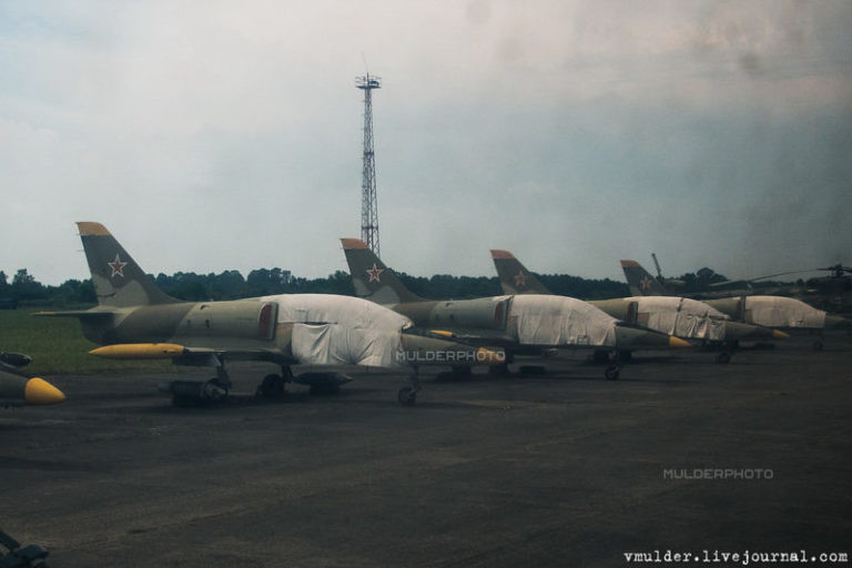 Trải qua các lần nâng cấp và biến cố chính trị, vào năm 2011, sân bay này đã được cải tạo, nhưng tới 2013, nó chính thức không hoạt động do Tổ chức Hành không Dân dụng Quốc tế (ICAO) không công nhận sân bay trong khi chính phủ Gruzia đóng không phận vùng tự trị Abkhazia.