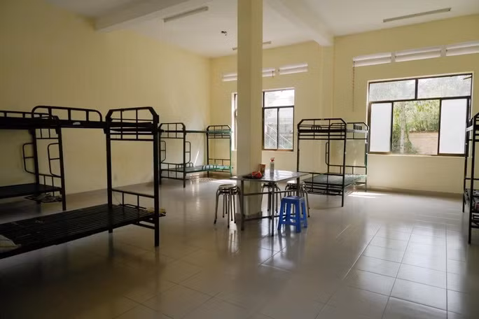 TP HCM khan truy tim 2 nguoi Trung Quoc tron khoi khu cach ly